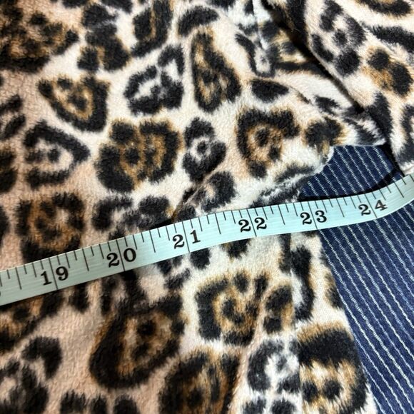 Secret Treasures Animal Print Pajama Top Women XL 16 18 Leopard Lounge Cozy Fall - Picture 4 of 6